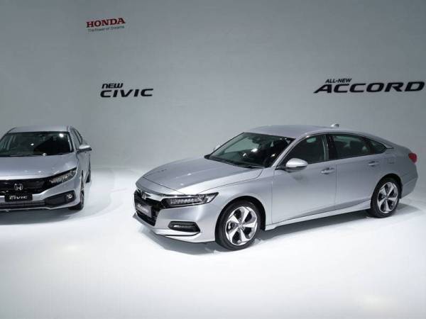 HONDA Accord versi 2020 kini boleh ditempah di kesemua 100 pengedar sah Honda seluruh negara.