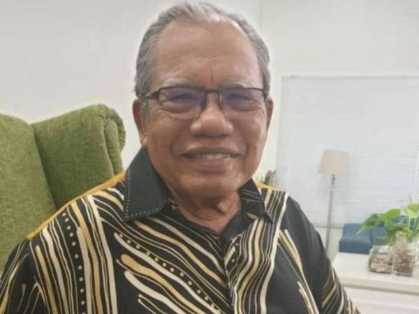 Pengerusi Veteran UMNO Perak, Datuk Abdul Khalid Mohd Nasir