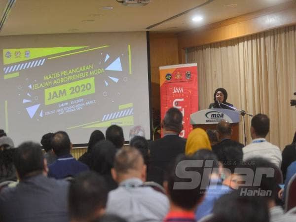 Haslina berucap pada majlis pra pelancaran JAM 2020 di Putrajaya. - FOTO SHARIFUDIN ABDUL RAHIM 