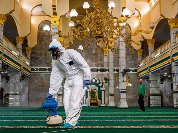 Tiga lagi kematian akibat koronavirus (Covid-19) direkodkan di Indonesia, menjadikan jumlah mereka yang terkorban meningkat kepada empat, akibat virus itu di republik tersebut setakat hari ini.