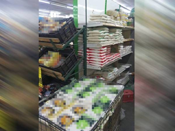 Bekalan keperluan asas mencukupi.