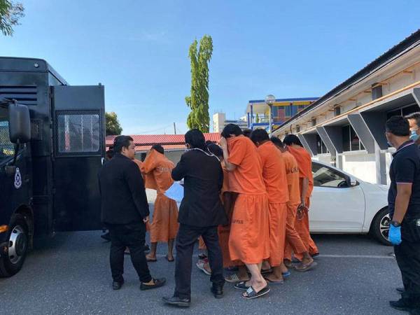 Seramai 10 individu direman empat hari bermula hari ini di Mahkamah Majistret Kangar.