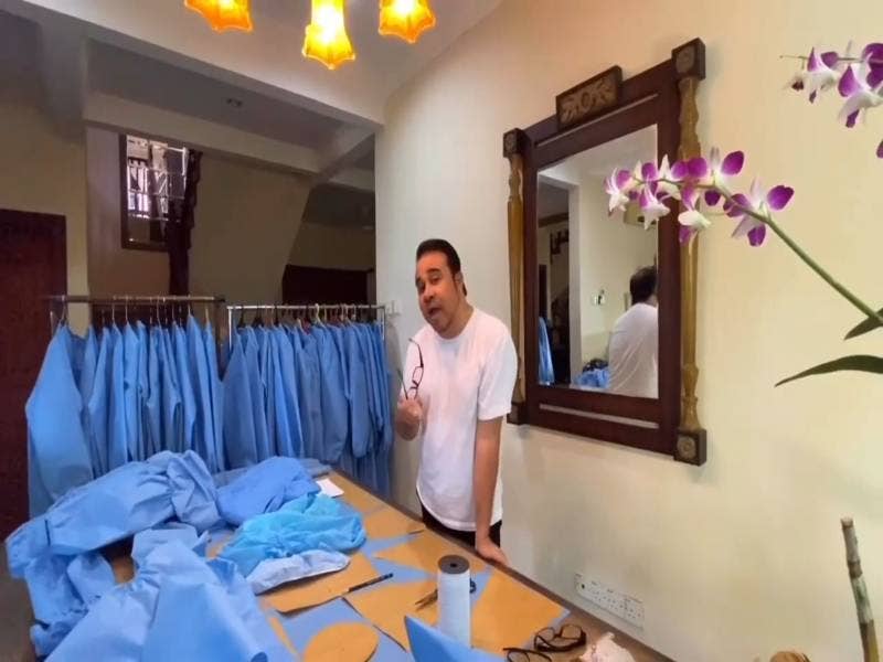 Radzuan mengajak lebih ramai pereka dan mereka yang memiliki kemahiran menjahit untuk bersama beliau membuat projek amal menjahit PPE dari rumah untuk petugas barisan hadapan.