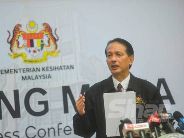 Dr Noor Hisham Abdullah bercakap pada sidang media mengenai situasi semasa Covid-19 di Kementerian Kesihatan Malaysia hari ini. Foto: SHARIFUDIN ABDUL RAHIM