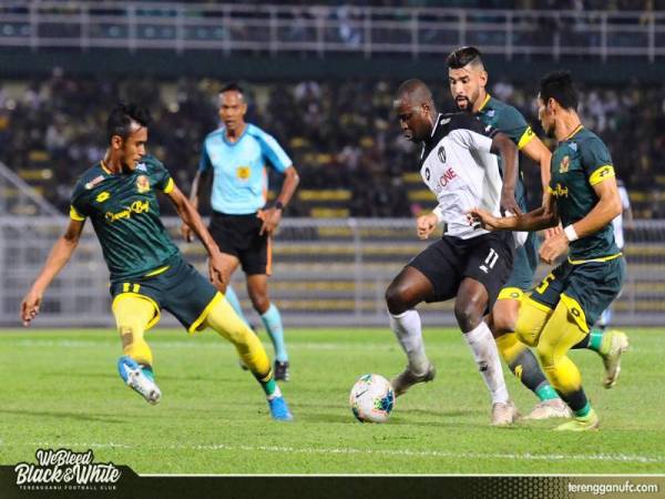 Saingan Liga-M mula ditangguhkan sejak 16 Mac lalu ekoran pandemik Covid-19. - Foto Facebook TERENGGANU FC