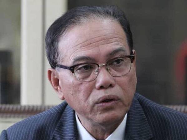 Menteri Besar Pahang, Datuk Seri Wan Rosdy Wan Ismail