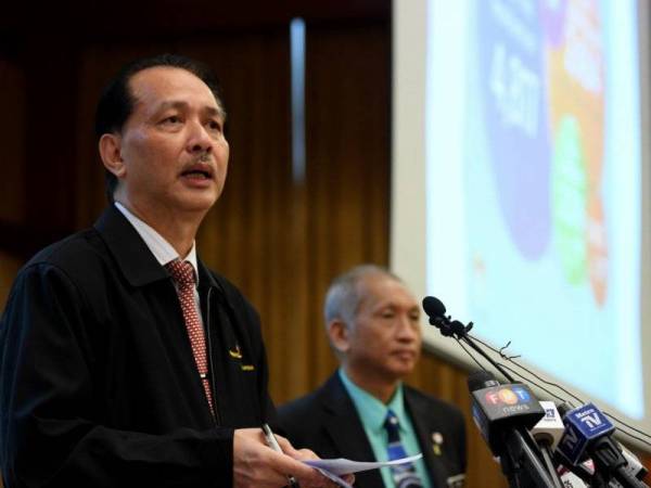 Dr Noor Hisham bercakap ketika sidang media harian berkaitan jangkitan Covid-19 di Kementerian Kesihatan. - Foto Bernama