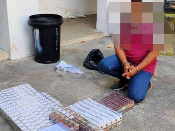 Suspek ditahan bersama 71 karton rokok seludup pelbagai jenis dalam satu sekatan jalan raya di Alor Pongsu, semalam.