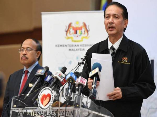 Dr Noor Hisham bercakap pada sidang media harian berkaitan jangkitan Covid-19 di Kementerian Kesihatan hari ini.- Foto: Bernama