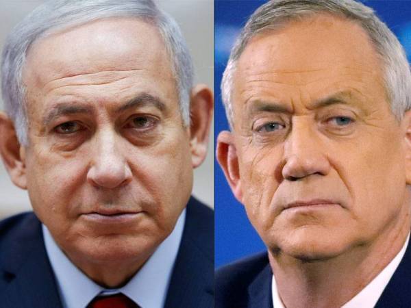 Benny Gantz (kanan) dan Benjamin Netanyahu (kiri).