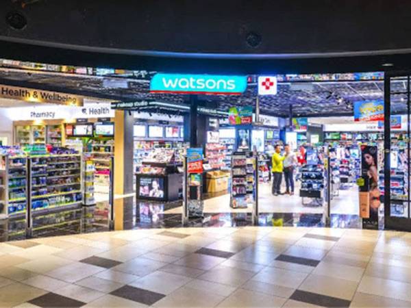 Pelanggan setia Watsons hanya perlu membeli mana-mana jenama barangan yang mengambil bahagian untuk memenangi sebuah kereta Nissan Almera.