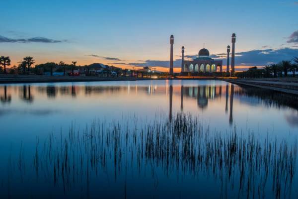 Gambar hiasan salah sebuah masjid di Thailand. - Foto 123RF