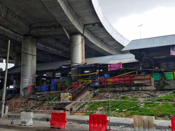 Pasar Harian Selayang ditutup sejak 21 April lalu.