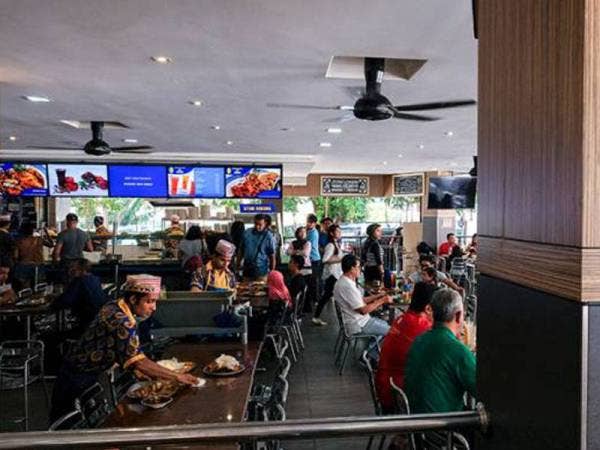 Pengusaha restoran dibenarkan beroperasi mulai 4 Mei ini.