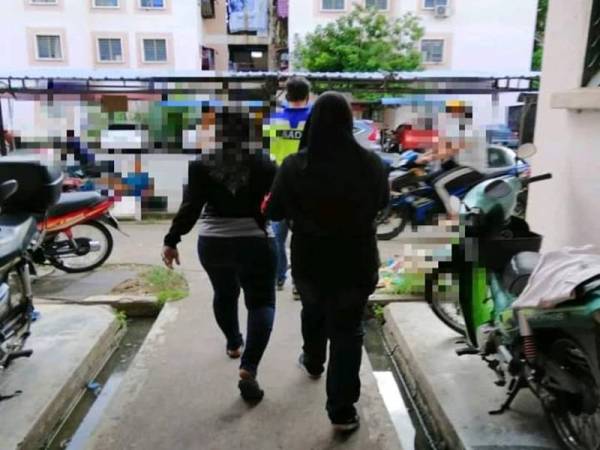 Wanita berstatus ibu tunggal ditahan untuk siasatan namun dibebaskan dengan jaminan bersyarat.- Foto AADK 