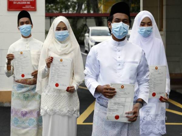 Setar pejabat agama kota Wakaf Buku