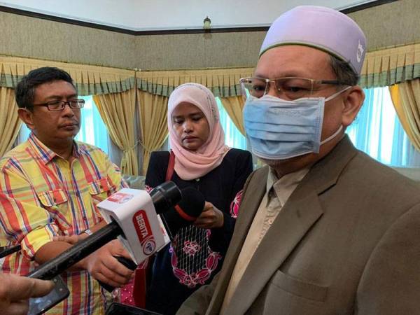 Mohd Amar ketika menjawab soalan diajukan pemberita di sini hari ini.