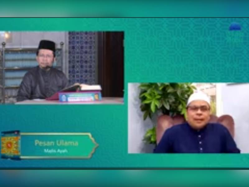 Ustaz Zul Ramli (kanan) dan Fazrul pada program Majlis Ayah: Ayah Pemimpin Masuk Syurga Sekeluarga bertajuk Mencipta kenangan terindah.