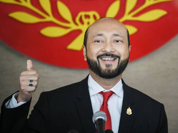 Menteri Besar, Datuk Seri Mukhriz Tun Mahathir - Foto Bernama