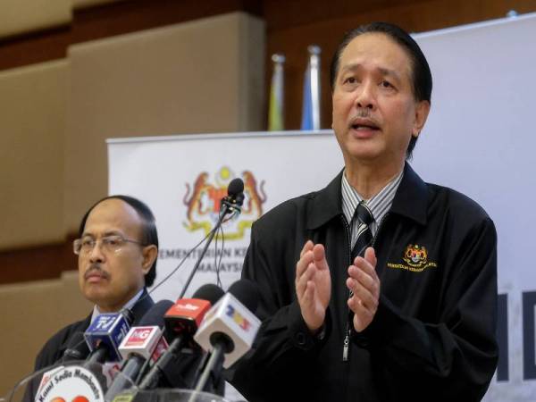 Dr Noor Hisham semasa sidang media harian berkaitan jangkitan COVID-19 di Kementerian Kesihatan.
