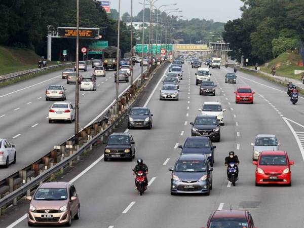 Kerajaan akan memutuskan sama ada tindakan saman akan dikenakan ke atas kenderaan yang merentas negeri tanpa kebenaran dalam mesyuarat Majlis Keselamatan Negara (MKN) esok.