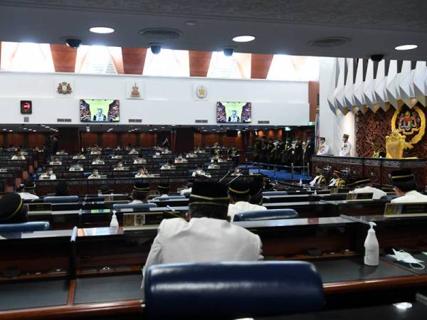 Istiadat Pembukaan Mesyuarat Penggal Ketiga Parlimen ke-14 di Bangunan Parlimen.  - Foto Bernama