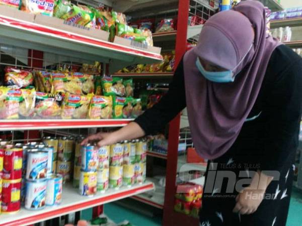 Sebahagian usaha untuk menghidupkan semula ekonomi adalah termasuk agar orang mempunyai wang untuk dibelanjakan.