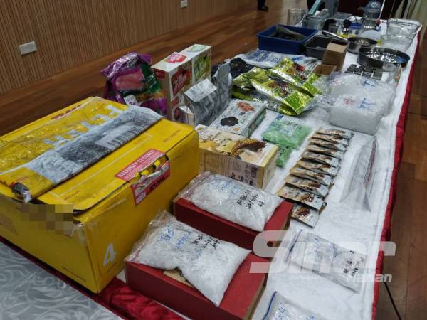 Pelbagai jenis dadah yang berjaya dirampas polis.