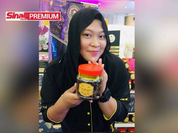 Aminah terpaksa menceburi sektor baharu dengan menghasilkan produk makanan kering sepanjang musim PKP ini.