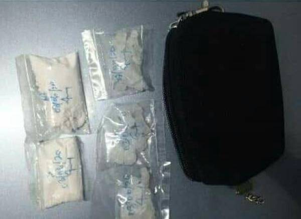 Dadah yang dirampas daripada suspek.