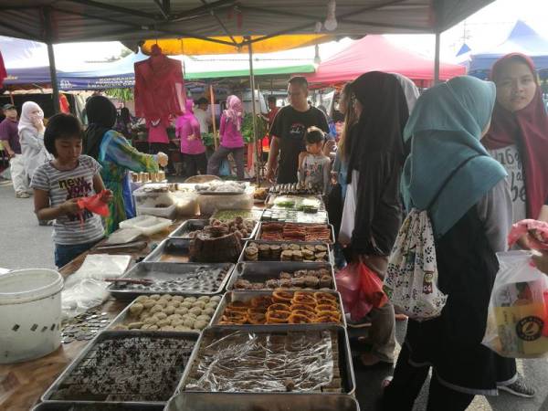 Pasar Malam Hari Jumaat Di Alor Setar