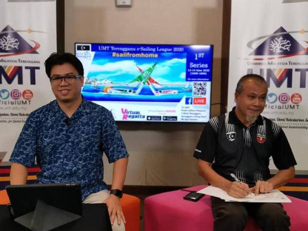 Coach Abdul Rani Idris (kanan) dan Hafizi bertindak selaku komentator bagi kejohanan UMT Terengganu eSailing League 2020.