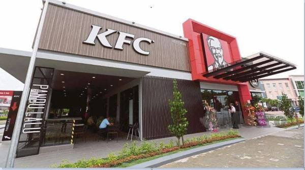 Perkhidmatan makan di premis atau dine-in kini dibuka semula di semua restorannya di seluruh negara.