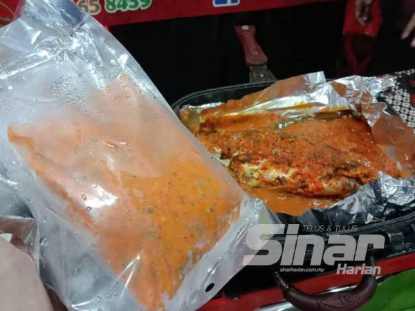 Pes ikan patin paes tempoyak versi Negeri Sembilan yang dikeluarkan oleh Dapur Ibu Jilah.