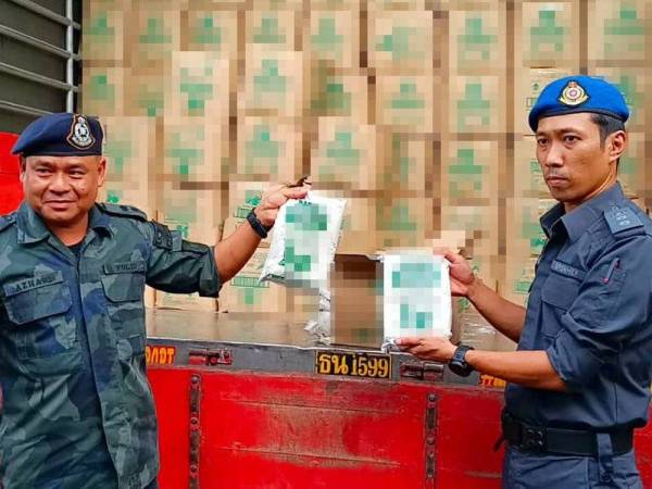 Tepung gandum seberat 10 tan turut dirampas.