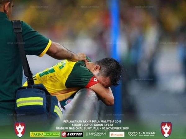 Azmeer mengumumkan pengundurannya daripada skuad Lang Merah.