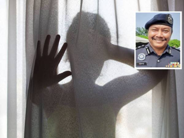 Dua beradik berusia 7 dan 5 tahun mengaku dipukul suspek menggunakan tangan, kayu dan tali pinggang. Gambar kecil: Shafee