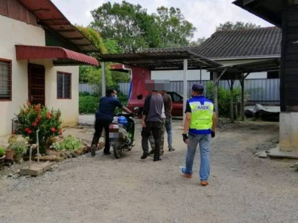 Tujuh lokasi diserbu AADK di sekitar daerah Kuala Muda semalam. Foto: AADK