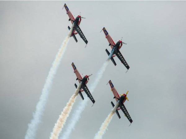 LIMA'21 yang sepatutnya berlangsung pada 16 hingga 20 Mac tahun hadapan dibatalkan susulan pandemik Covid-19. - Foto hiasan 123RF