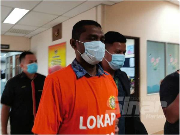 Tertuduh diarah menjalani pemeriksaan psikiatri di Hospital Bahagia Ulu Kinta, Perak selama sebulan, bermula hari ini.