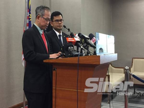 Boon Chye pada sidang media di Parlimen hari ini.