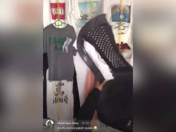 Insiden Ahmad Zikri jatuh tegolek selepas kerusi patah semasa 'live' di platform Facebook.