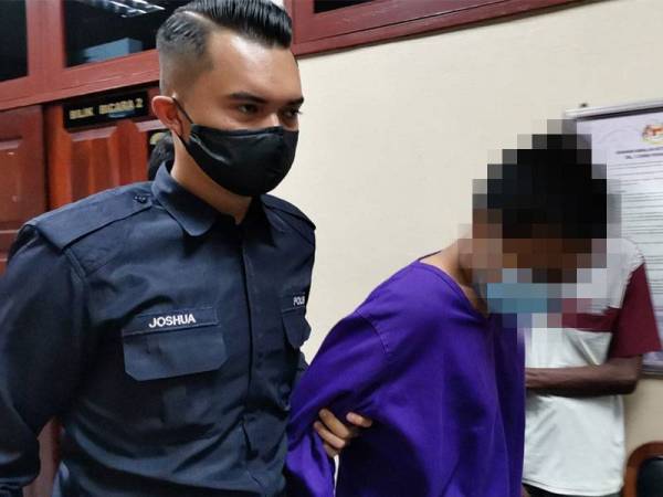 Seorang bapa yang didakwa sengaja menyebabkan kecederaan kepada anak perempuannya mengaku tidak bersalah di Mahkamah Majistret Kuala Kangsar hari ini.