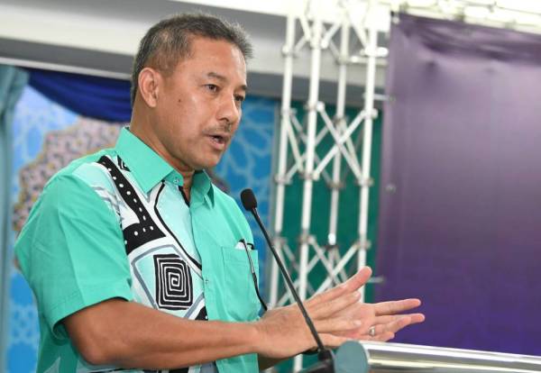 Zamri ketika berucap pada Program Sinar Aidiladha Bank Rakyat di Masjid Bukit Aman, Kuala Lumpur hari ini. -Foto Bernama