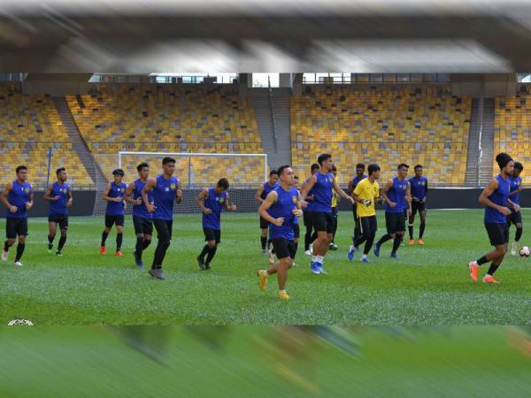 Penundaan itu turut melibatkan aksi skuad kebangsaan yang dijadualkan berdepan UAE pada 8 Oktober diikuti Vietnam (13 Oktober) dan menutup aksi kelayakan berdepan Thailand pada 17 November dalam saingan Kumpulan G. - Foto FAM