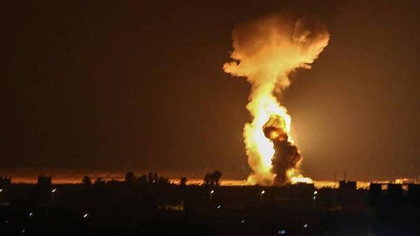 Pesawat perang Israel menyerang kedudukan milik Briged Izz ad-Din al-Qassam. - Foto AFP