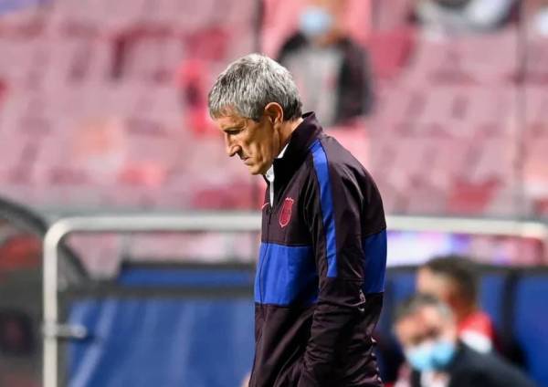 Setien tidak lagi bersama Barcelona.
