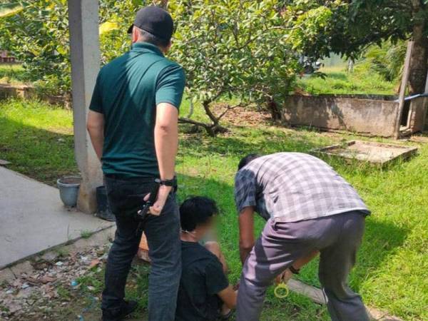 Serbuan dilakukan di Kampung Teluk Mat Acheh dan Kampung Bujur, Yan.