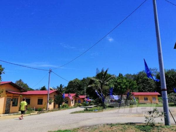 Kerajaan membantu mempercepatkan kerja-kerja penyambungan elektrik di Kampung Sungai Teras.