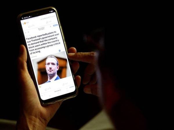 Facebook menuduh kerajaan Thailand campur tangan dalam operasinya dan mengancam akan mengambil tindakan undang-undang, lapor agensi berita Thailand (TNA).